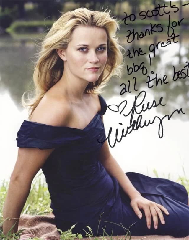 Reese Witherspoon at Scott's Walk-Up Bar-B-Q